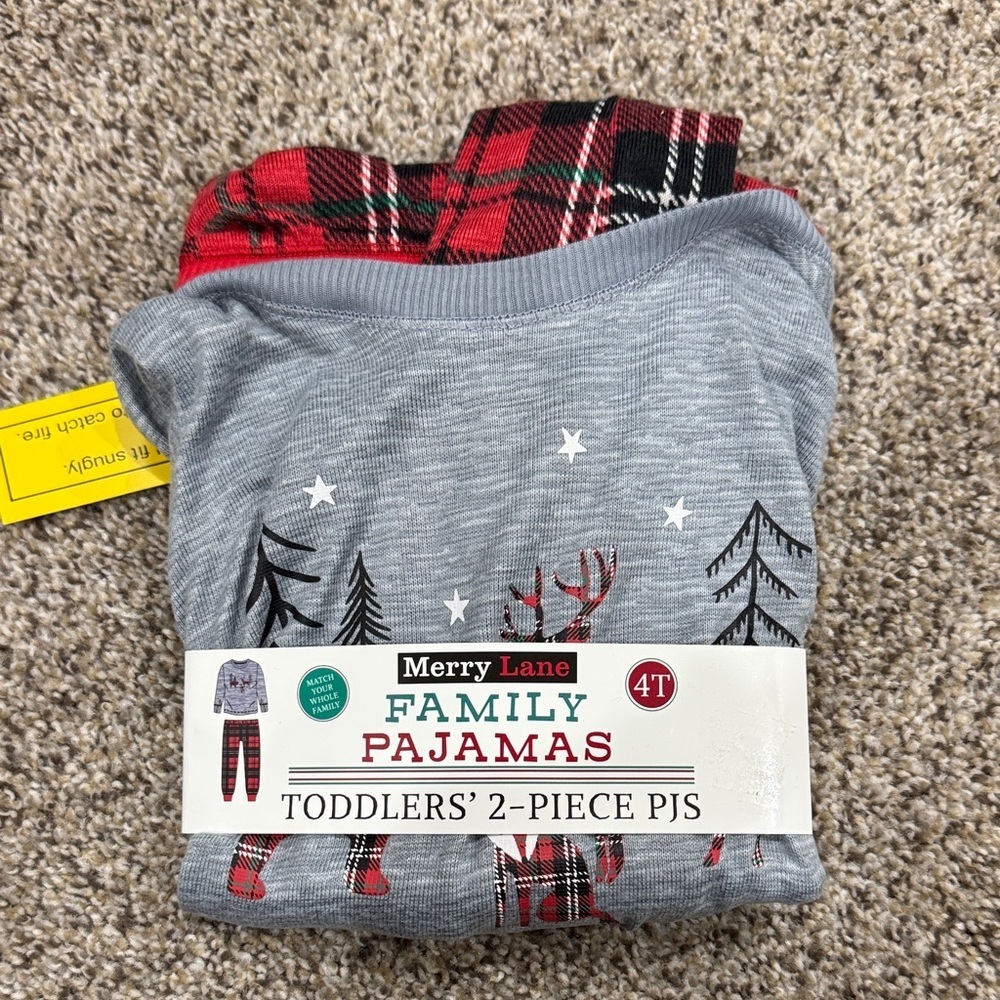 Toddler 2-Piece Pajama Set - Gray & Red Plaid (4T)